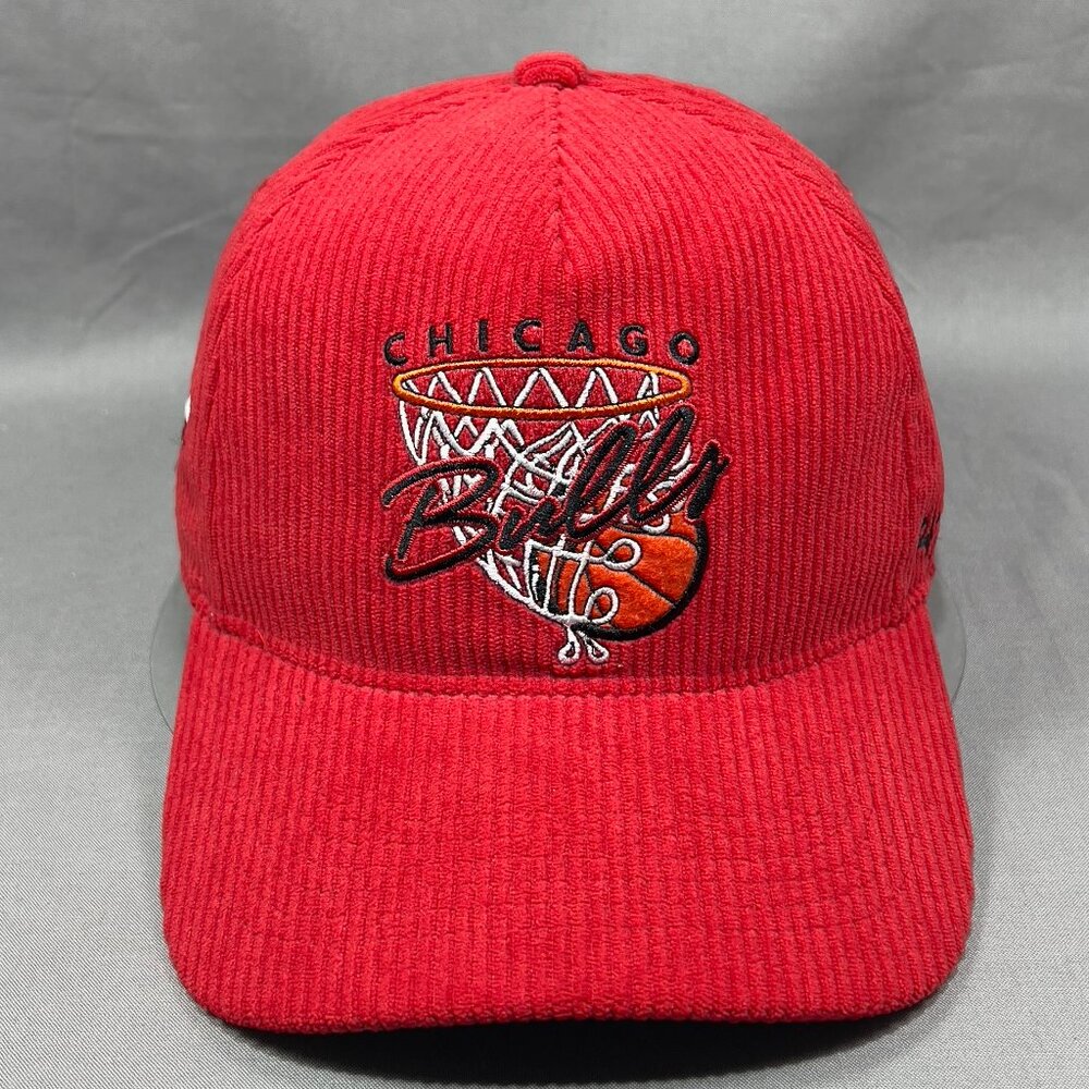 Chicago Bulls NBA Snapback Hat Cap 47 Brand Red Corduroy Golfer Retro Golf Mens - Picture 2 of 16